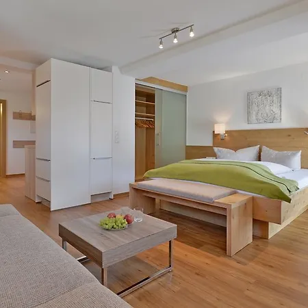 Apartment Martha Guest house 3*